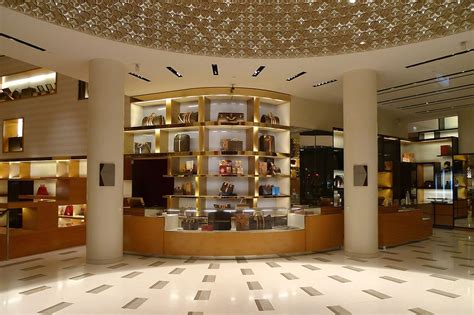 louis vuitton store bangalore.